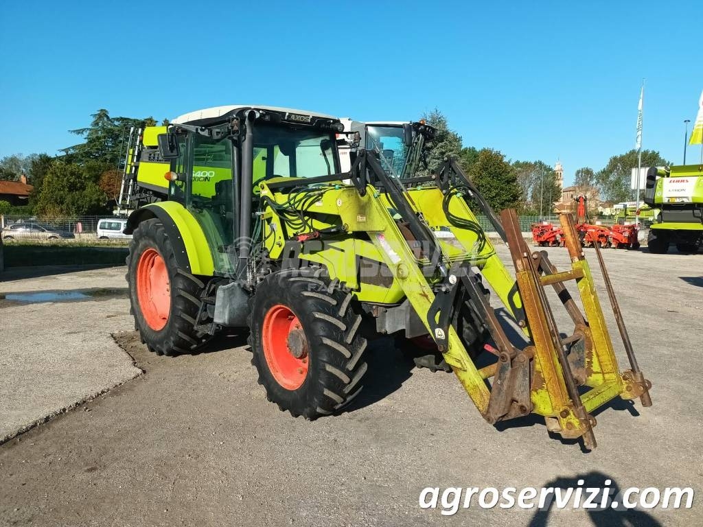 CLAAS Axos 320 Trattori