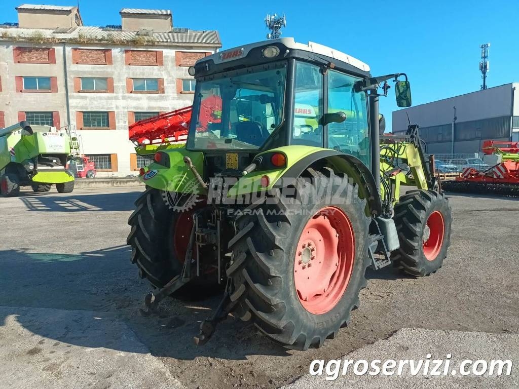 CLAAS Axos 320 Trattori