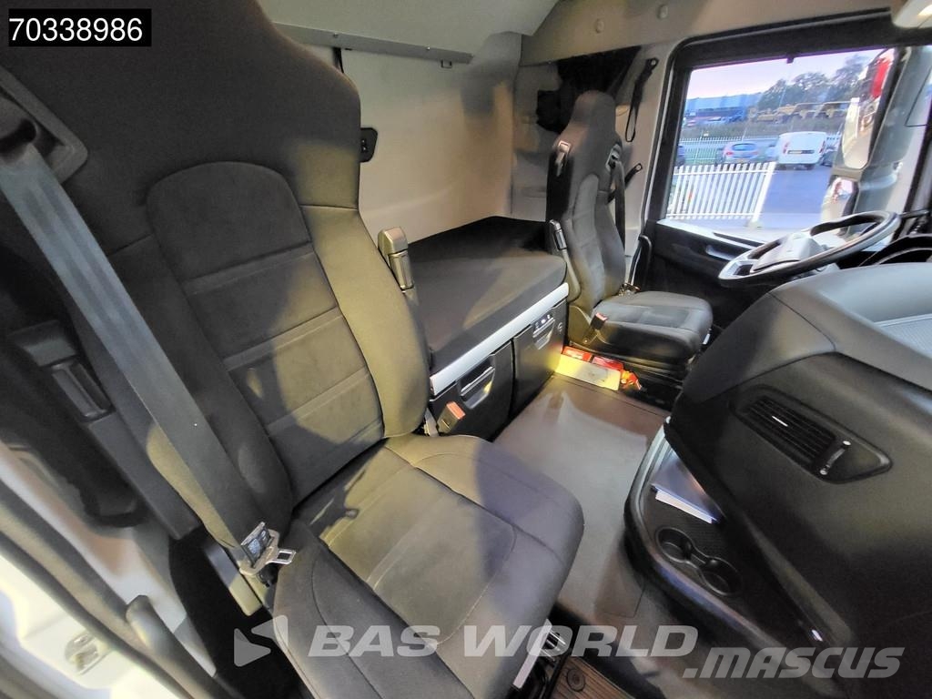 Iveco S-Way 530 4X2 Retarder Hydraulik Full-Air ACC Navi Nyergesvontatók