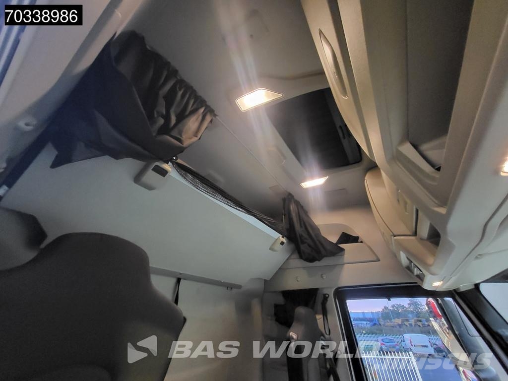 Iveco S-Way 530 4X2 Retarder Hydraulik Full-Air ACC Navi Nyergesvontatók