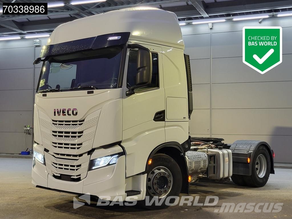 Iveco S-Way 530 4X2 Retarder Hydraulik Full-Air ACC Navi Nyergesvontatók
