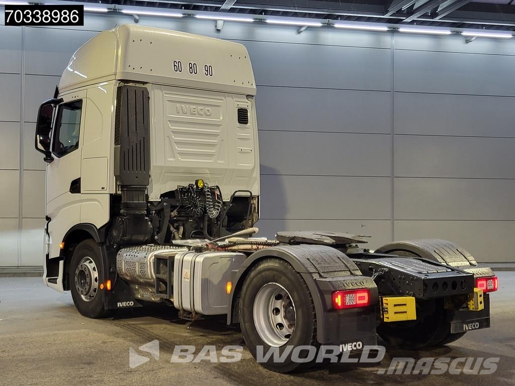 Iveco S-Way 530 4X2 Retarder Hydraulik Full-Air ACC Navi Nyergesvontatók