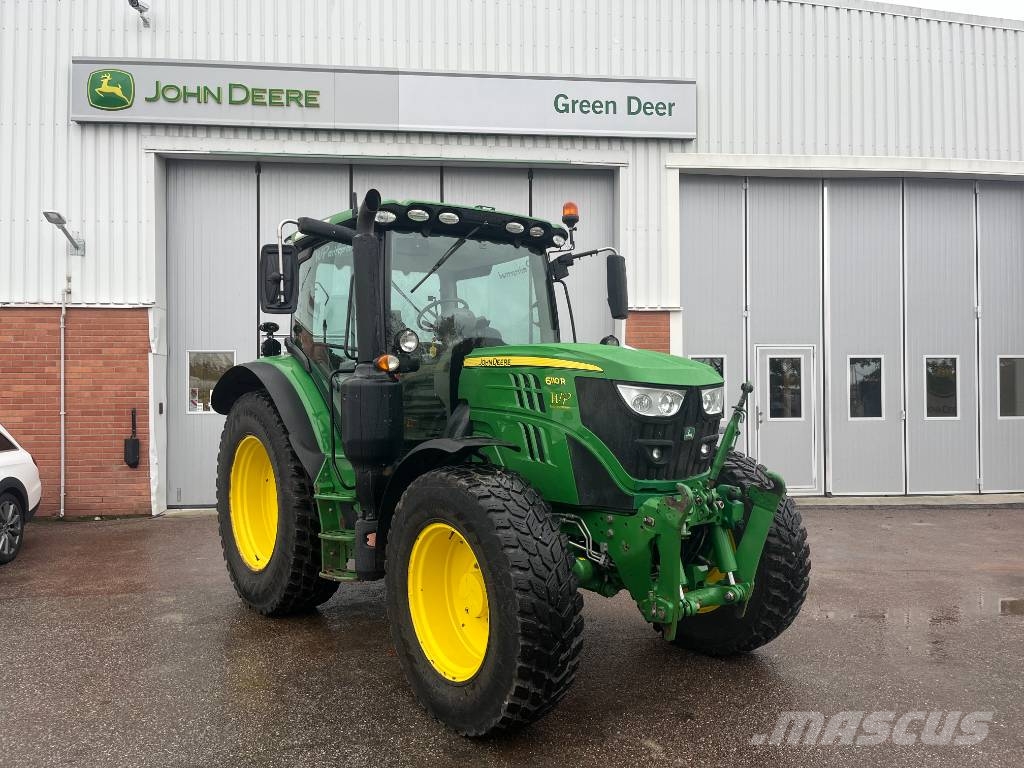 John Deere 6110 R Traktorer
