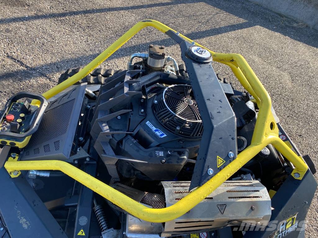 ECOTECH H27 Panther 1er Main endommagée Nosiče nářadí