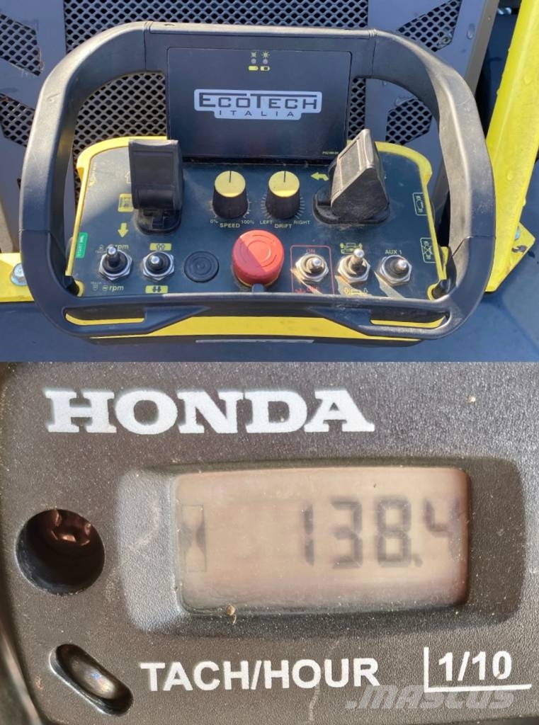 ECOTECH H27 Panther 1er Main endommagée Nosiče nářadí