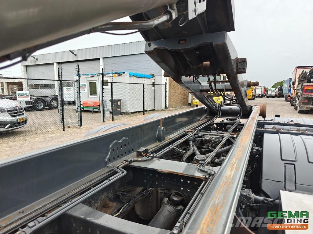 Volvo FH 460 6x4 GlobeTrotter Euro6C - VDL 21T Hooklift شاحنات الرافعات الخطافية