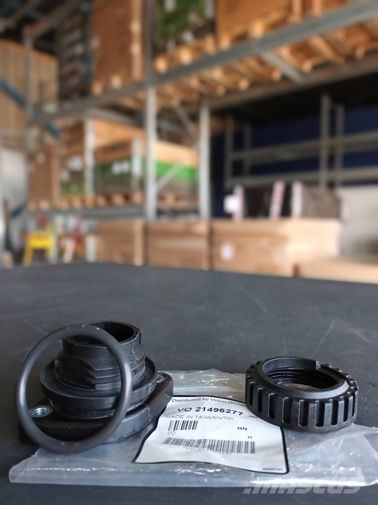 Volvo RETAINER 21496277 Varikliai