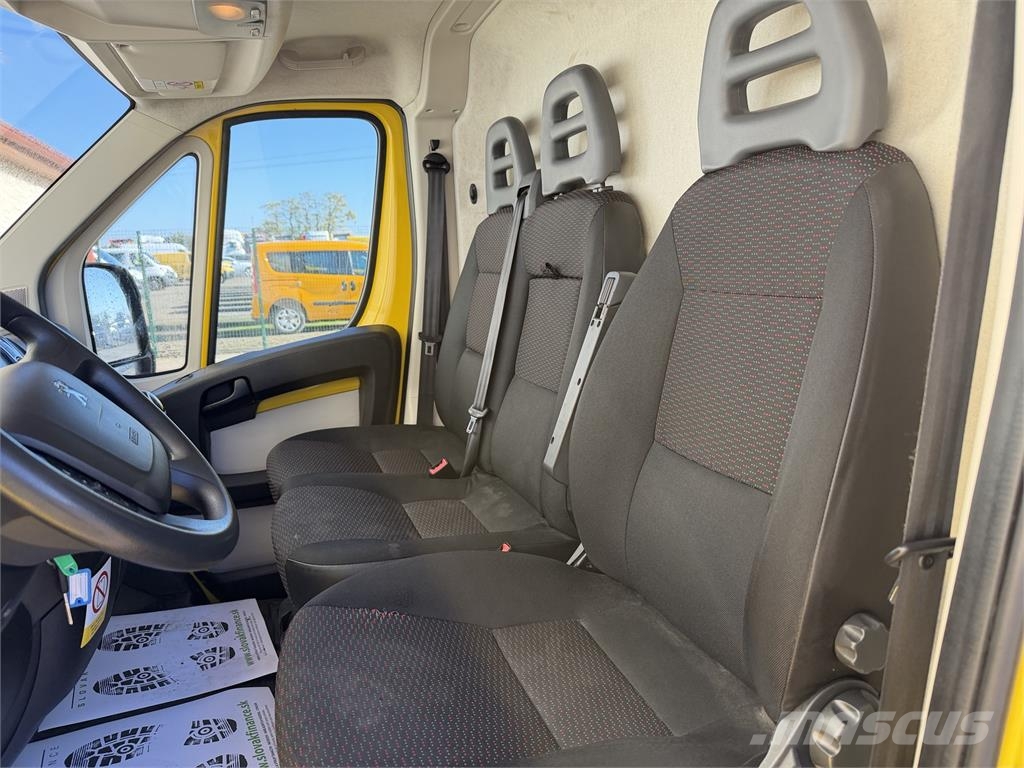 Peugeot Boxer VIN 7 405 Pakettiautot