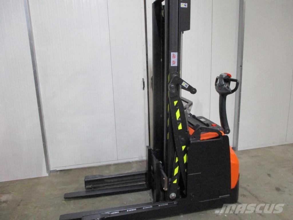 Toyota SWE120XR Electro-pallettrucks