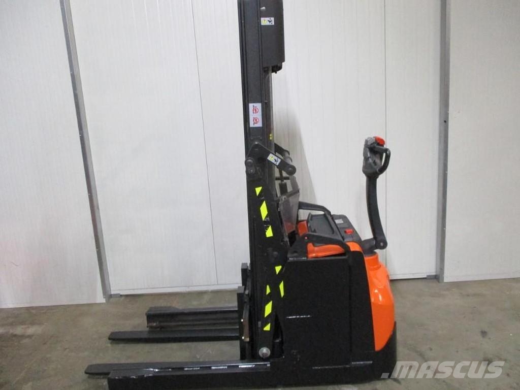 Toyota SWE120XR Electro-pallettrucks