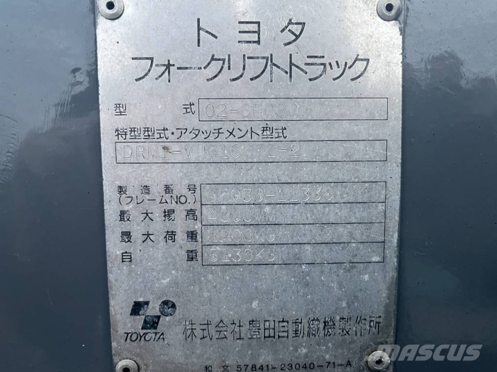 Toyota 6 FG 30 /02/ V-2670 OB Gázüzemű targoncák