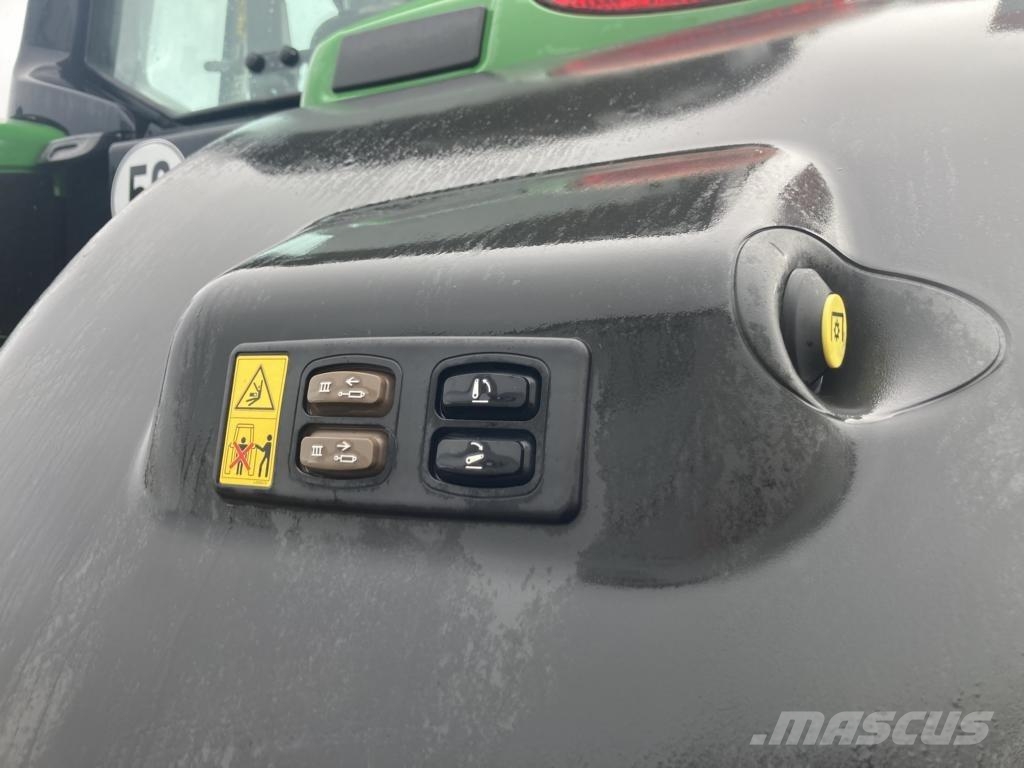 John Deere 6M240 Tractoren