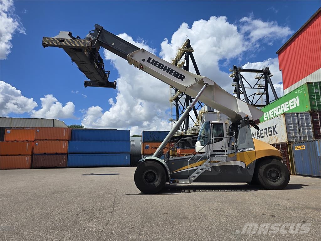 Liebherr LRS 545 رافعات حاويات