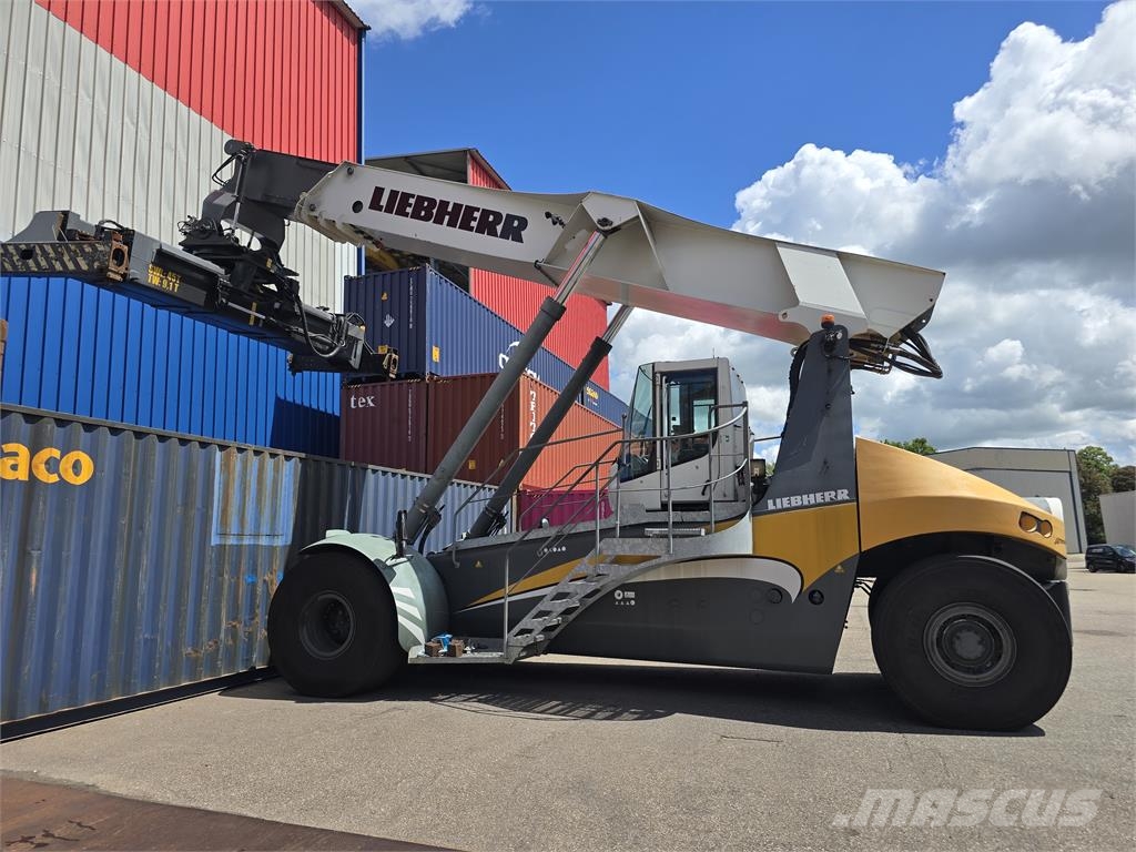 Liebherr LRS 545 رافعات حاويات