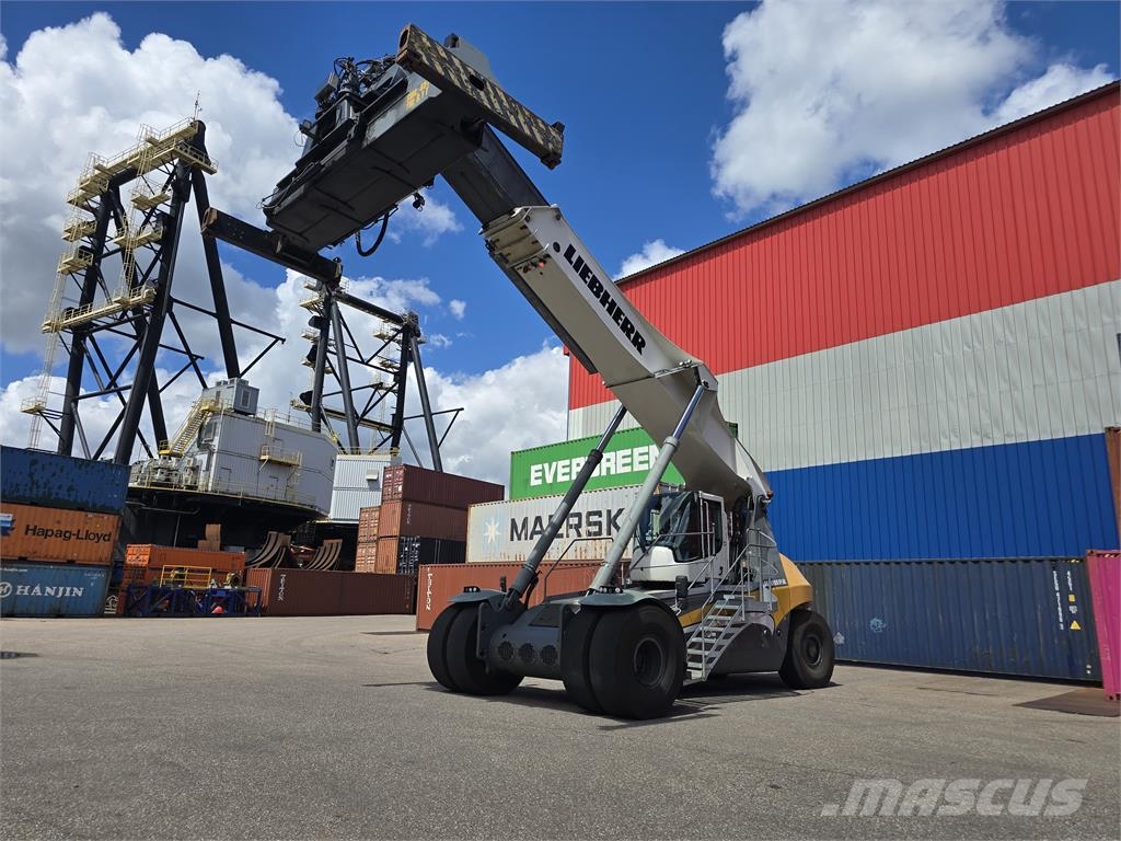 Liebherr LRS 545 رافعات حاويات