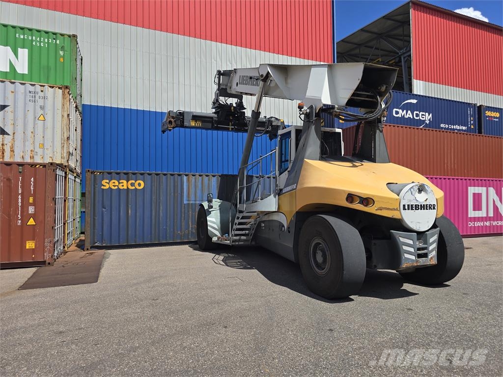 Liebherr LRS 545 رافعات حاويات