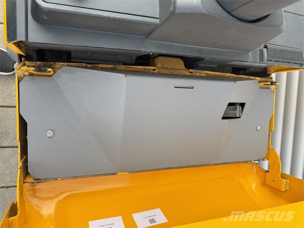 Jungheinrich ERE 120 FP Baujahr 2021 Lithium Колички високоповдигачи с теглич