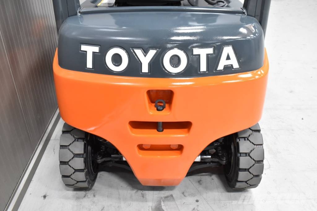 Toyota 8FBM20T Električni viljuškari