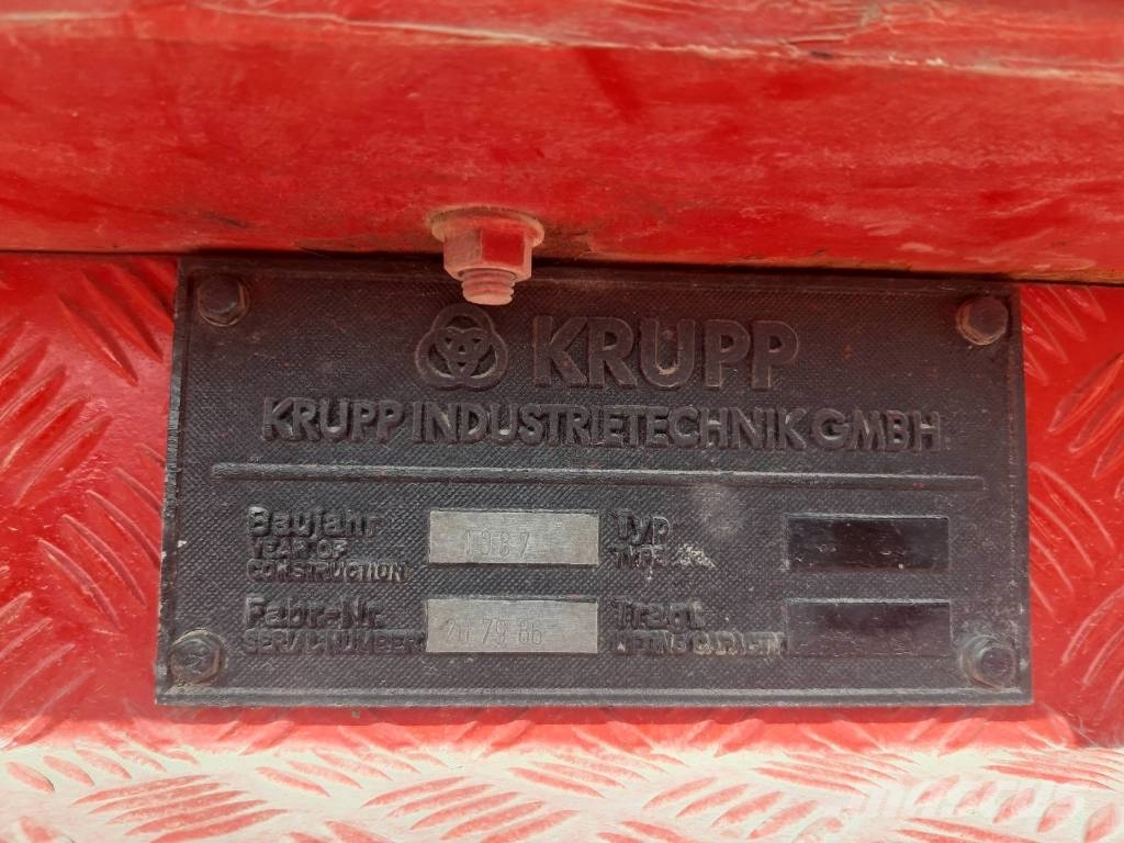 Krupp KMK 4070 全路面起重機/吊車