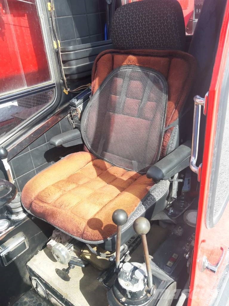 Krupp KMK 4070 全路面起重機/吊車