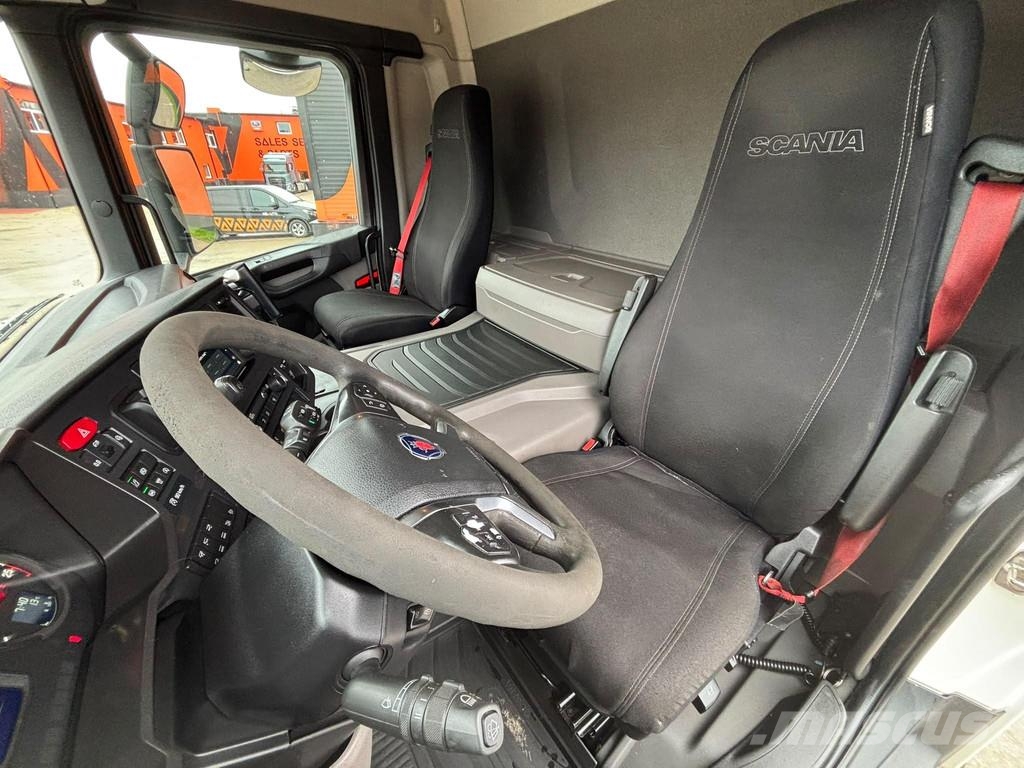 Scania P 500 6x2*4 9 TON FRONT AXLE / RETARDER Camiones portacontenedores