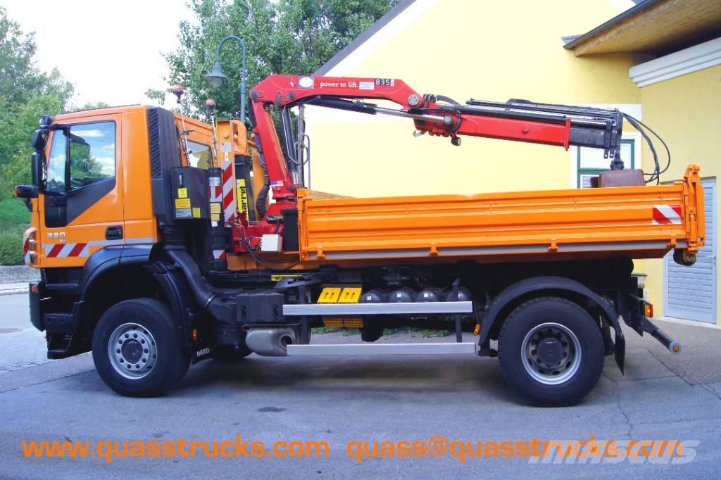 Iveco 190T33 TRAKKER 4x4/ MARREL/ HMF 835/ Winterdienst Kranwagen