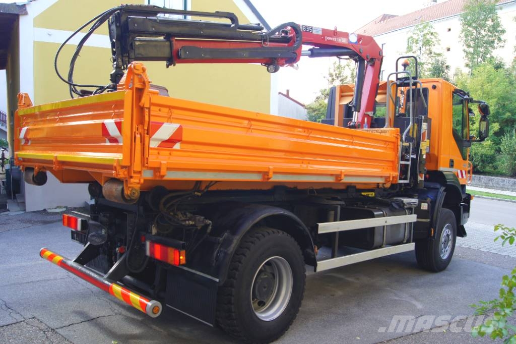 Iveco 190T33 TRAKKER 4x4/ MARREL/ HMF 835/ Winterdienst Kranwagen