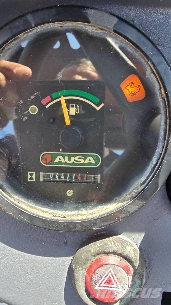 Ausa CH 200 X4 شاحنات الطرق الوعرة
