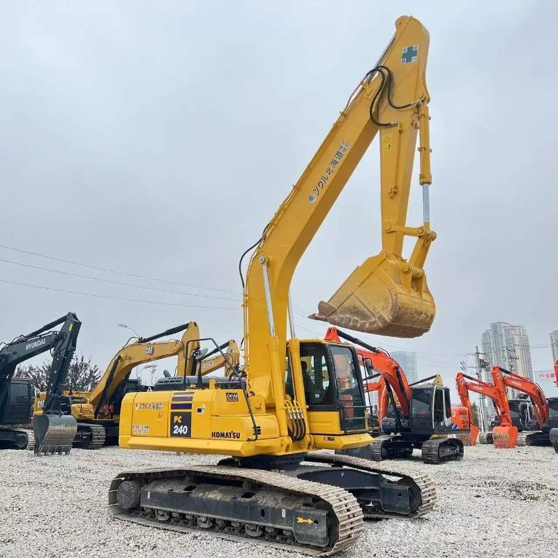 Komatsu PC 240 Верижен екскаватор