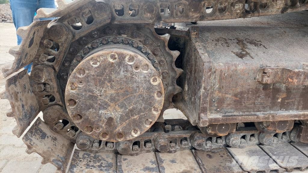 Hitachi ZX 300 LCN-7 Bageri guseničari
