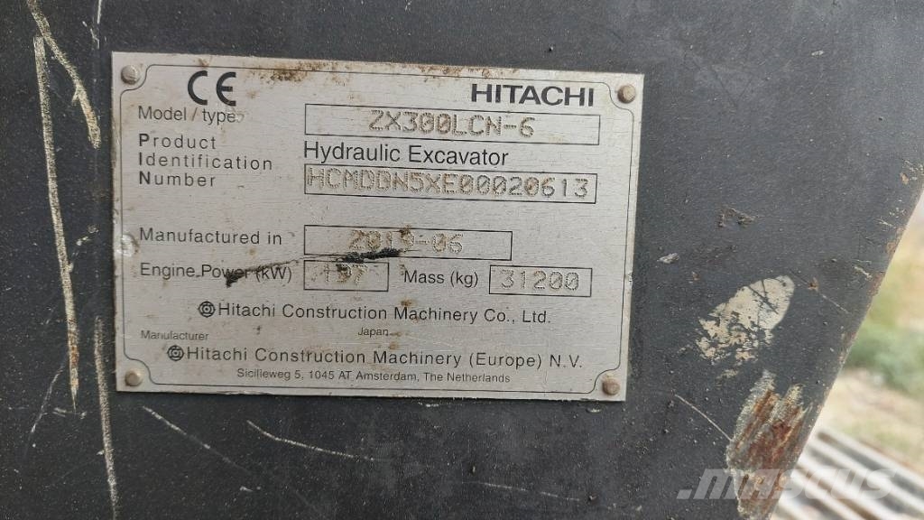 Hitachi ZX 300 LCN-7 Bageri guseničari