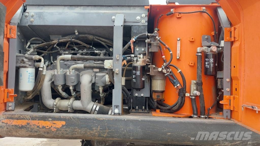 Hitachi ZX 300 LCN-7 Bageri guseničari