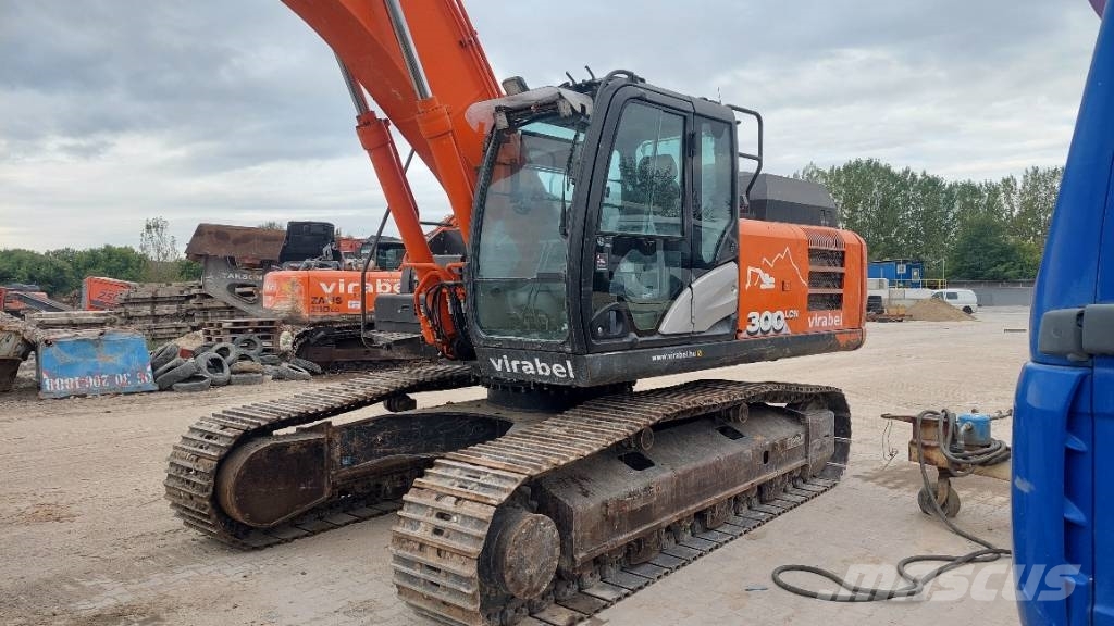 Hitachi ZX 300 LCN-7 Bageri guseničari