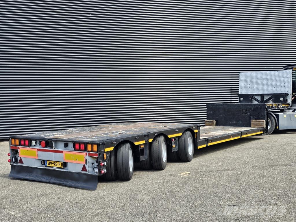 Meusburger MPG 3 / EXTENDABLE / LOW BED / 3 x STEERING AXLE Låg lastande semi trailer
