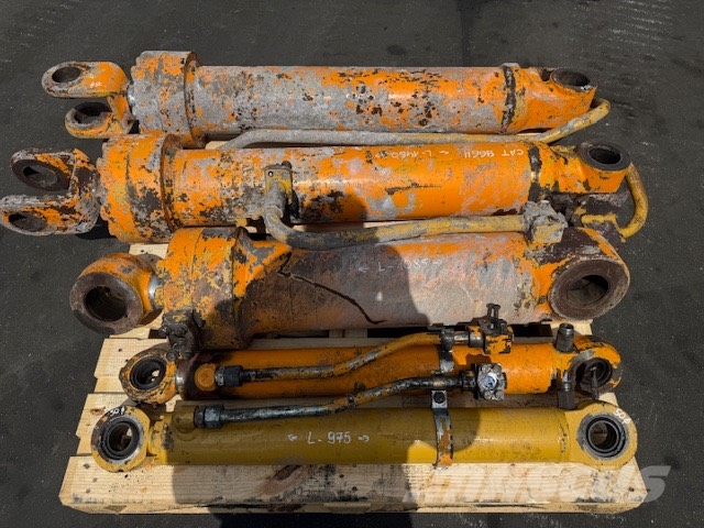 CAT 966 H HYDRAULIC CYLINDER COMPLET Hidráulicos