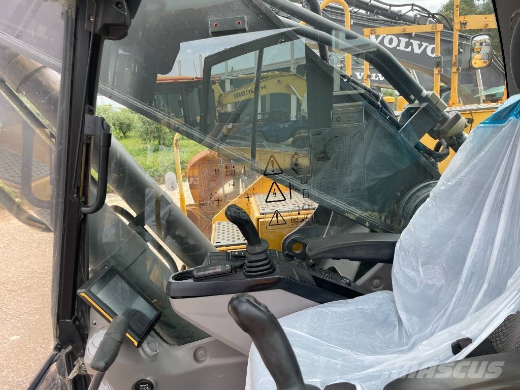 Volvo EC 480 E L Roomikekskavaatorid
