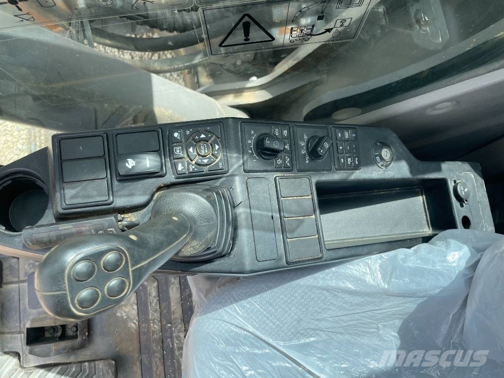 Volvo EC 480 E L Roomikekskavaatorid