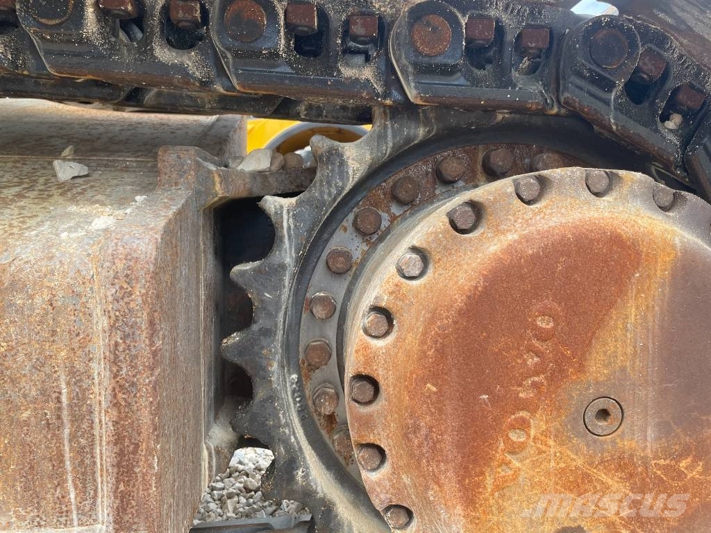 Volvo EC 480 E L Roomikekskavaatorid