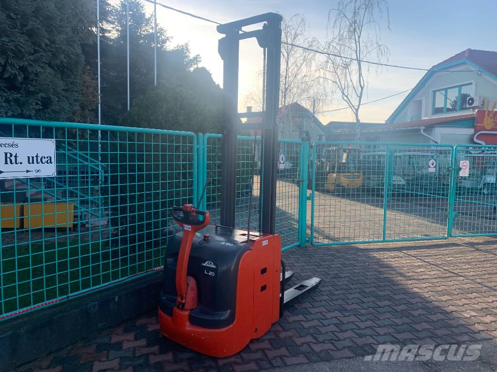 Linde L 20 V-2502 FOR EXPORT ONLY OB Apiladores eléctricos autopropulsados