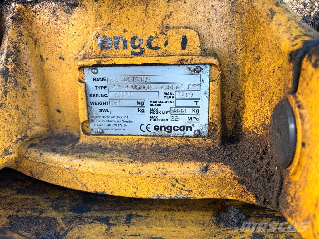 Hitachi Sumitomo ZX135 US-6 Telakaivukoneet