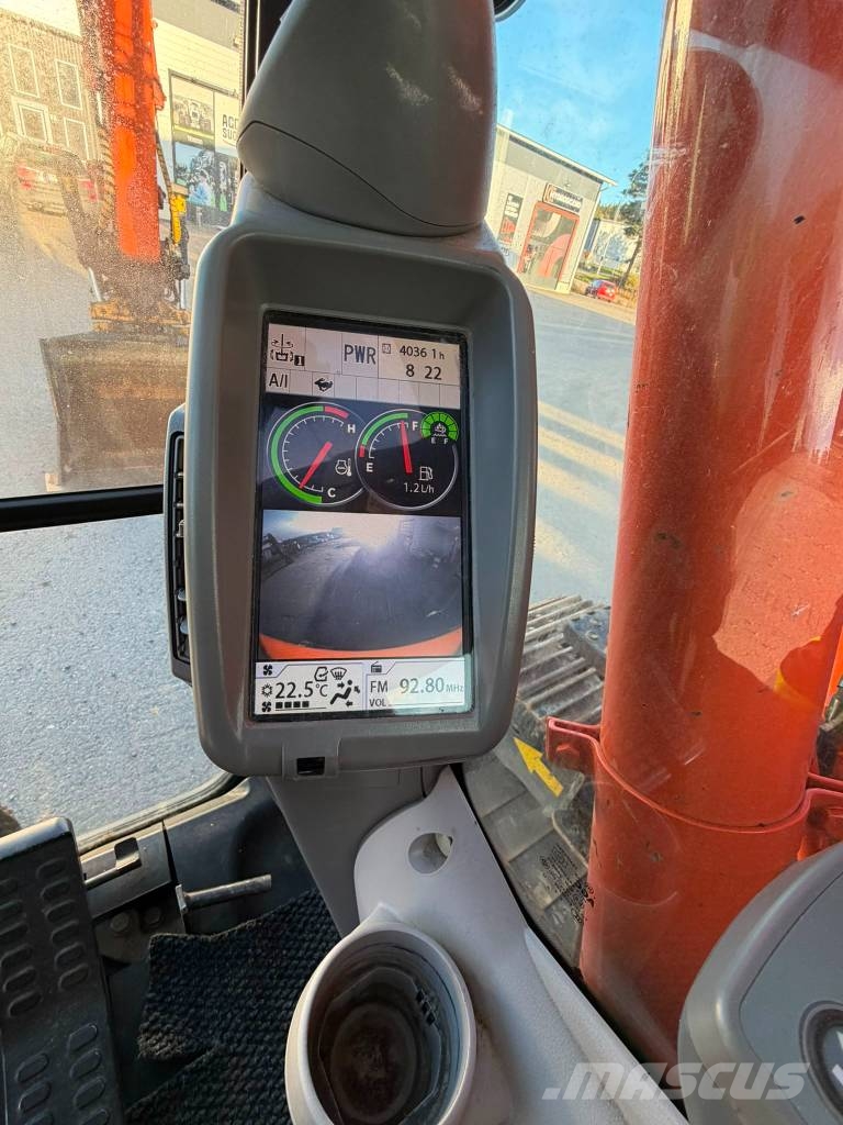Hitachi ZX135 US-6 Telakaivukoneet