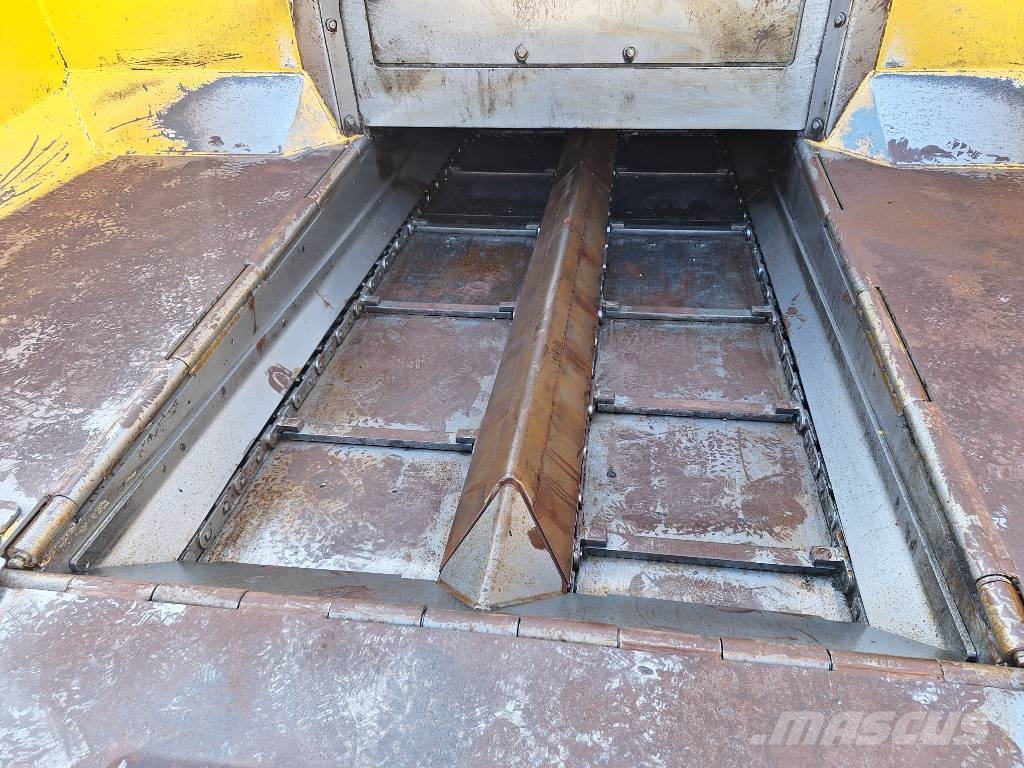 Volvo P6870C Asfaltni finišeri