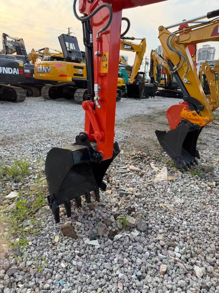 Kubota U 40 Mini bagri <7t