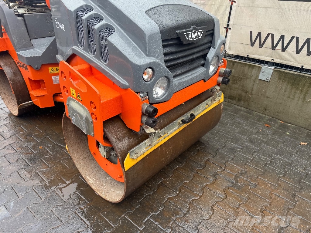 Hamm HD 12 VV مداحل ثنائية الاسطوانة