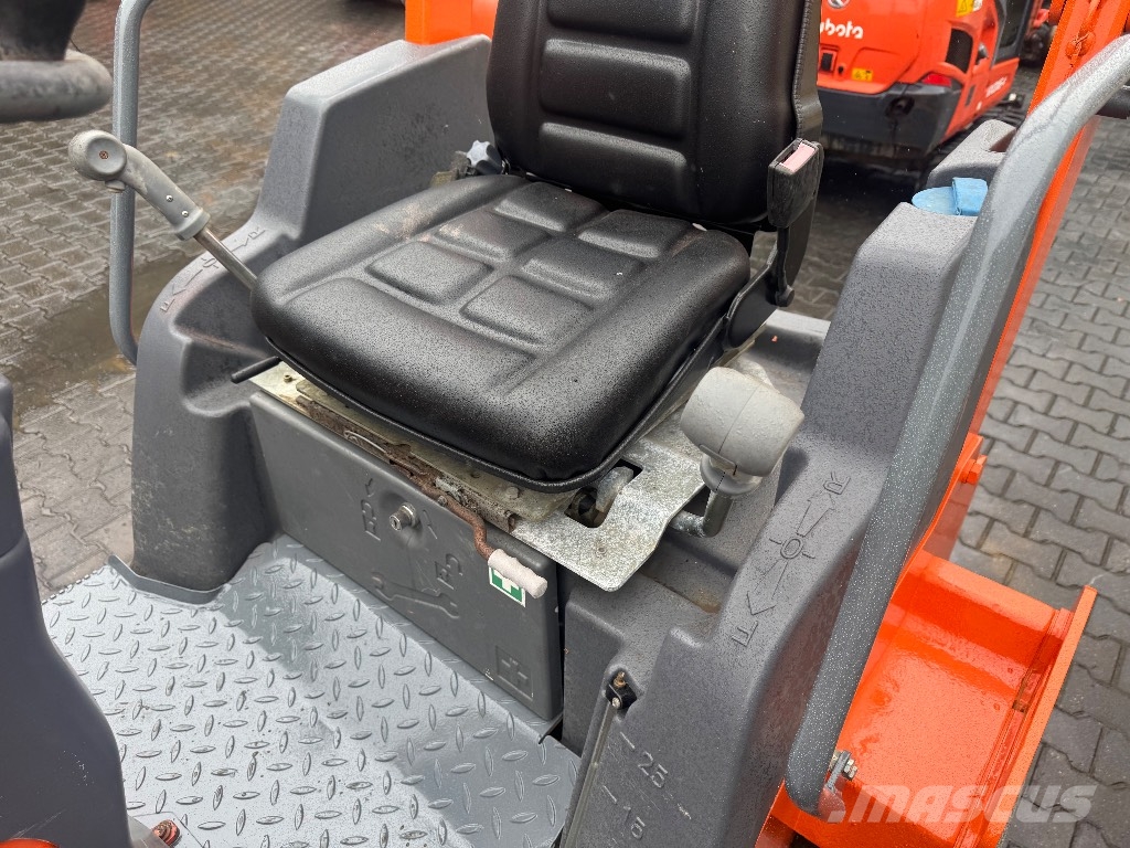 Hamm HD 12 VV مداحل ثنائية الاسطوانة
