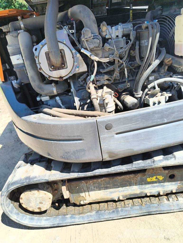 Doosan DX 63-3 Escavatori cingolati