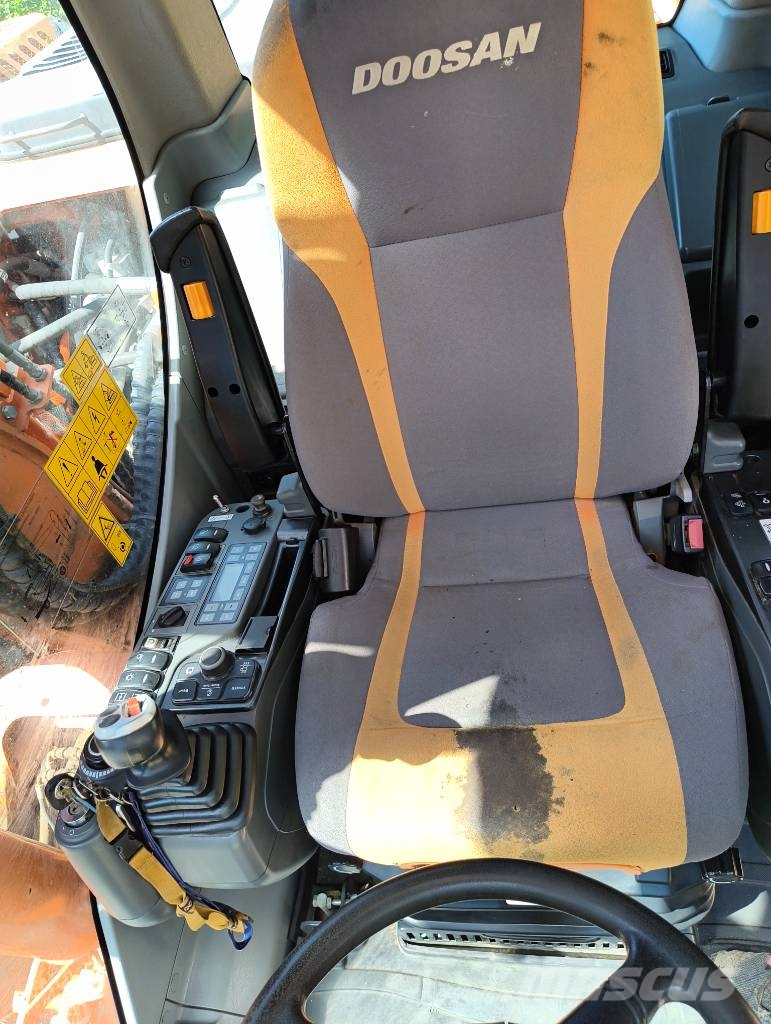 Doosan DX 63-3 Escavatori cingolati