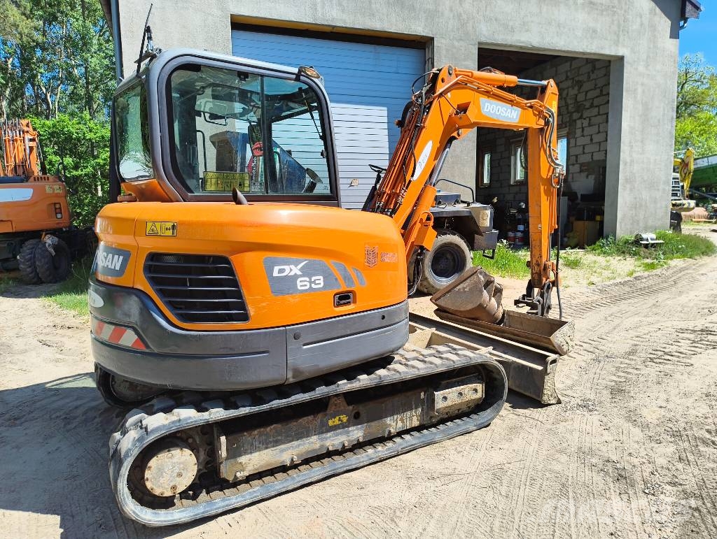 Doosan DX 63-3 Escavatori cingolati