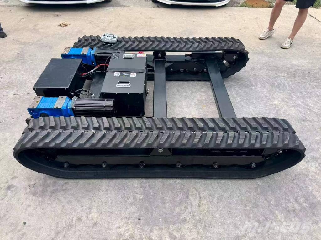Komatsu PC210-8 Custom Tracked Undercarriage 無限軌道、クローラ、履帯