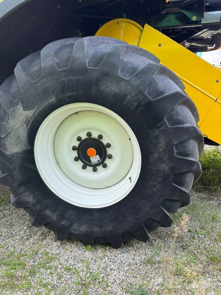 New Holland CX 780 SL Θεριζοαλωνιστικές μηχανές